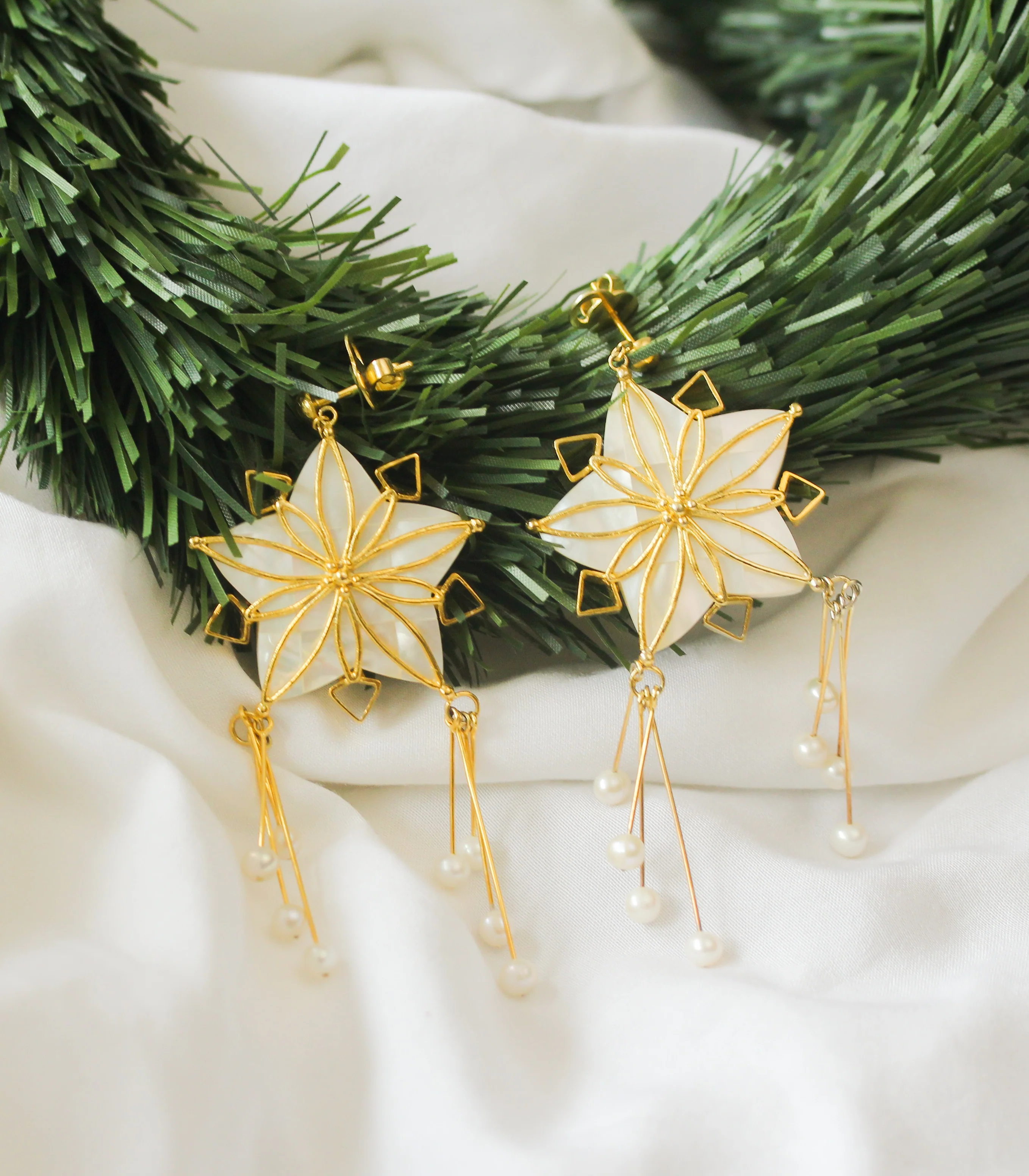 AMAMI Gold Filigree Jewelry